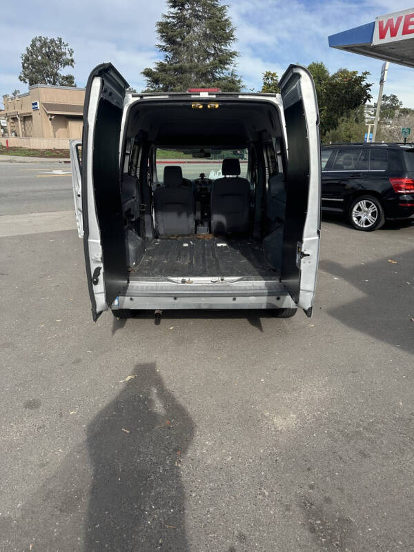 2012 Ford Transit Connect XLT Premium