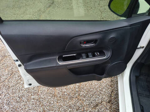 2015 Toyota Prius c Three