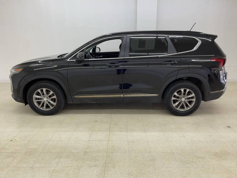 Used 2019 Hyundai Santa Fe SE with VIN 5NMS2CAD9KH126009 for sale in Celina, OH