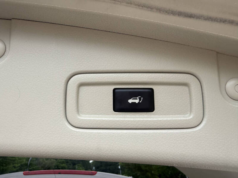 2011 Nissan Murano SL