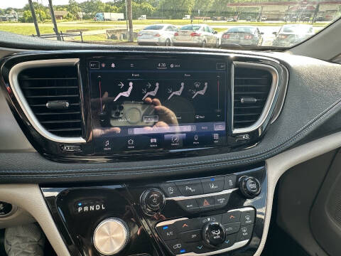 2021 Chrysler Pacifica Touring