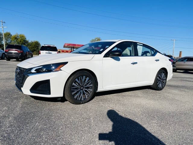 2025 Nissan Altima 2.5 SV