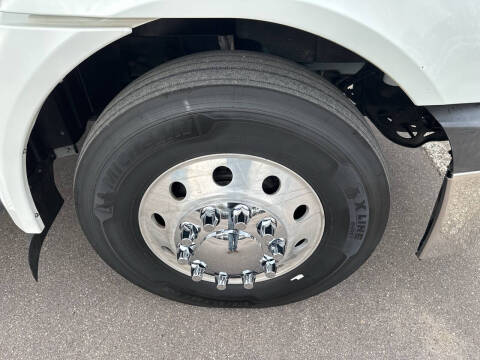 2021 International RH613