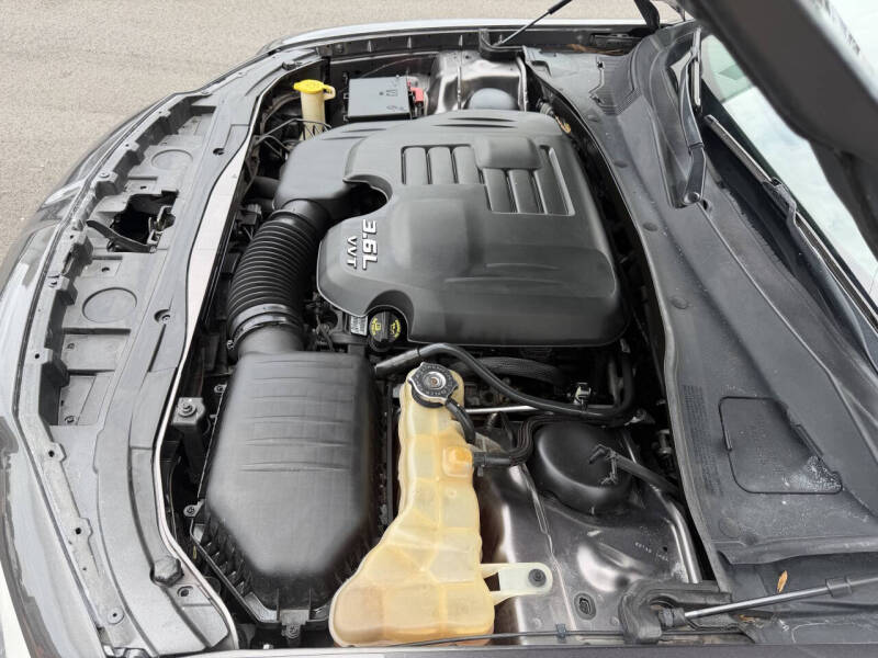 2015 Chrysler 300 Limited