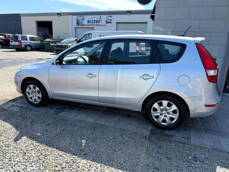 2011 Hyundai Elantra Touring GLS