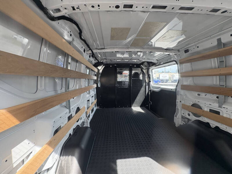 2024 Ford Transit 250