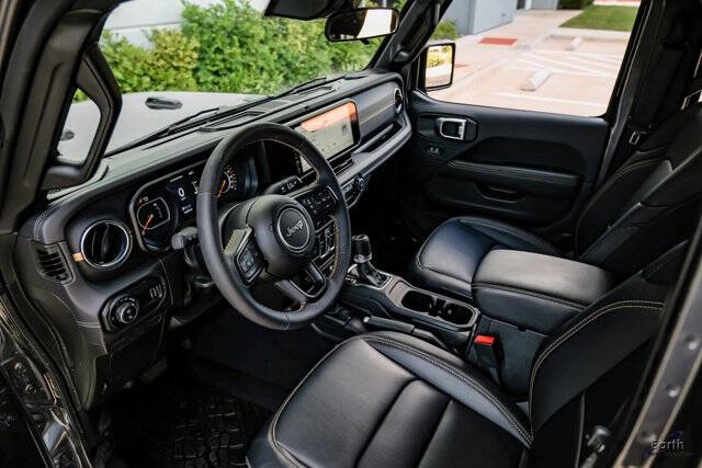 2024 Jeep Gladiator Sport