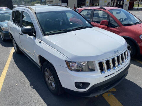 2015 Jeep Compass for sale at Newcombs North Certified Auto Sales in Metamora MI