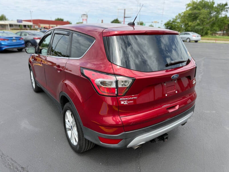 2017 Ford Escape SE
