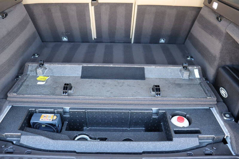 2021 Land Rover Range Rover Sport P400e HSE Silver Edition