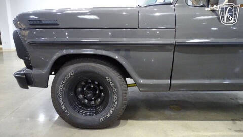 1967 Ford F-100