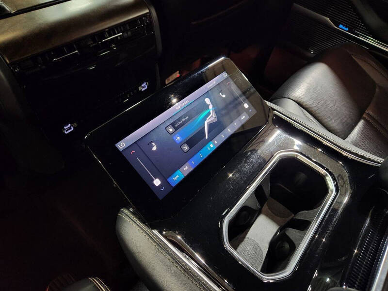 2022 Jeep Grand Wagoneer Series II