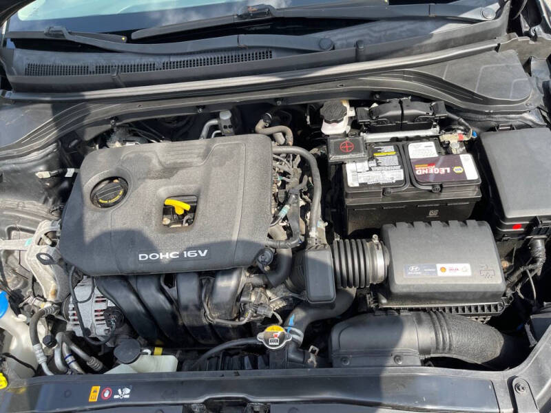 2018 Hyundai Elantra
