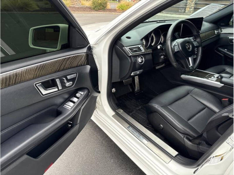 2015 Mercedes-Benz E-Class E 250 BlueTEC