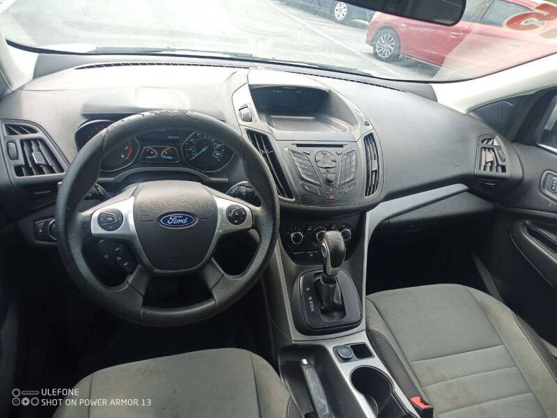 2015 Ford Escape SE