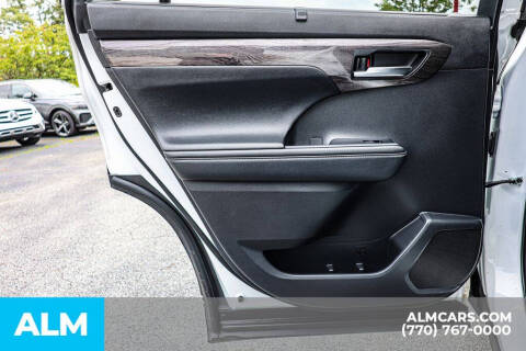 2023 Toyota Highlander Hybrid Limited