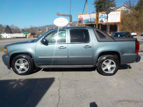 2012 Chevrolet Avalanche for sale at EAST MAIN AUTO SALES in Sylva NC