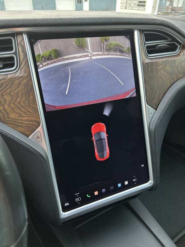 2016 Tesla Model S 75D