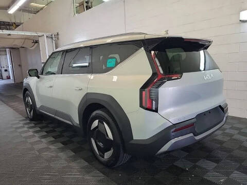 2024 Kia EV9 Wind