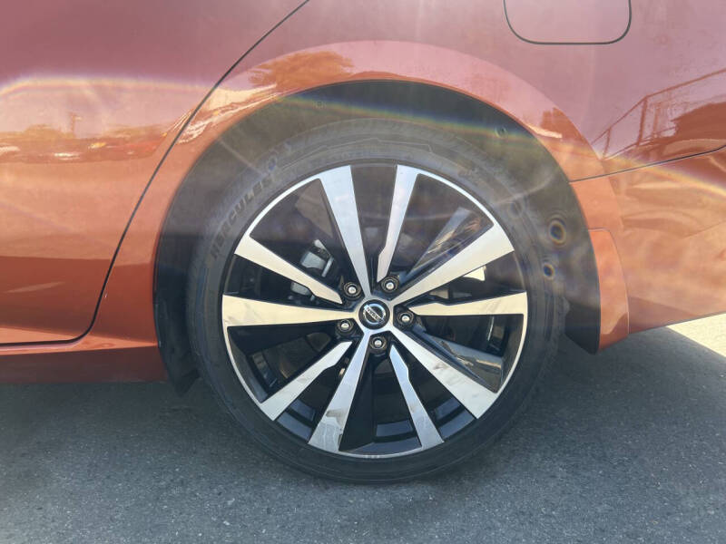 2021 Nissan Altima 2.5 SR