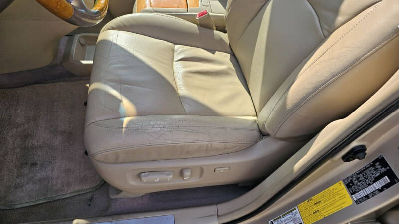 2004 Lexus RX 330 photo 13