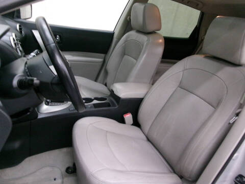 2012 Nissan Rogue SV w/SL Package