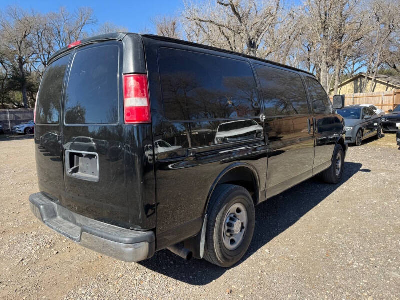 2017 Chevrolet Express 2500