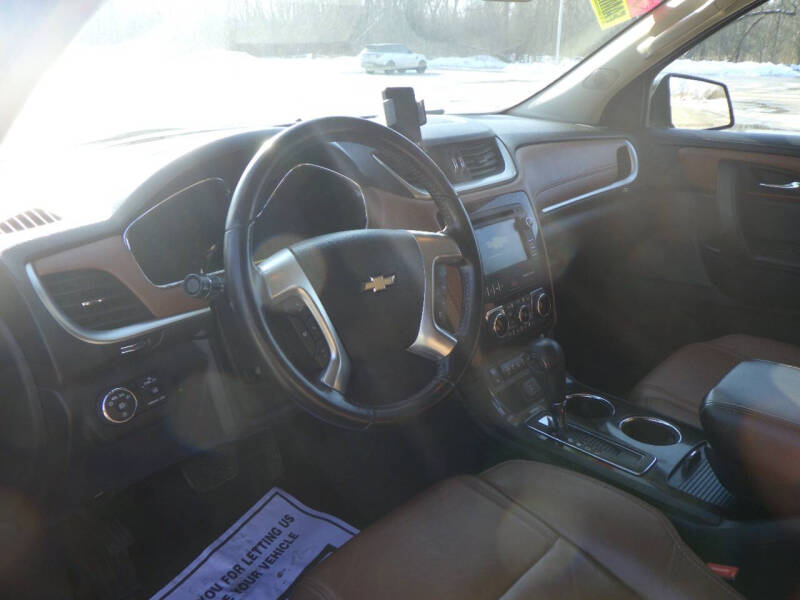 2017 Chevrolet Traverse LT