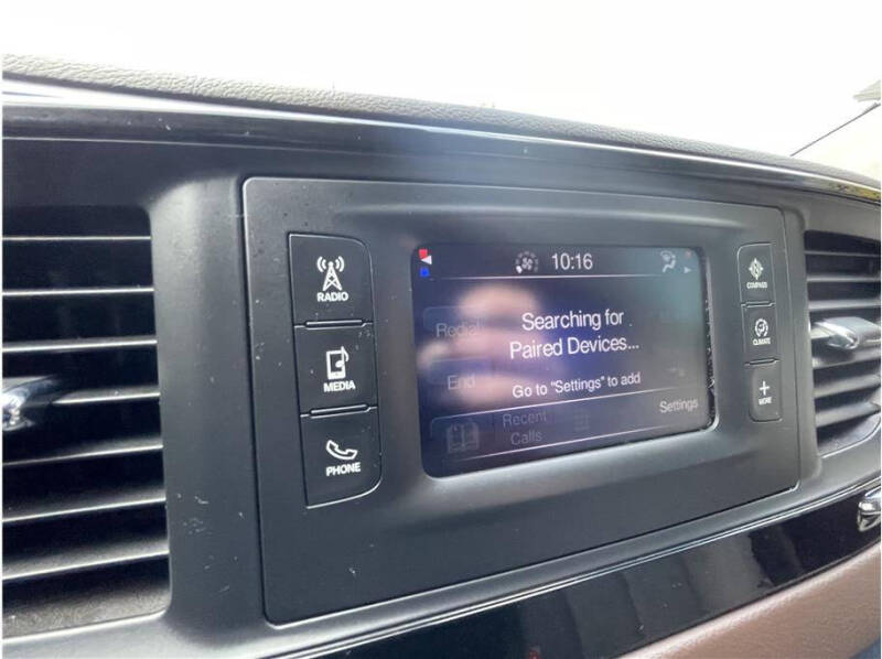 2017 Chrysler Pacifica LX