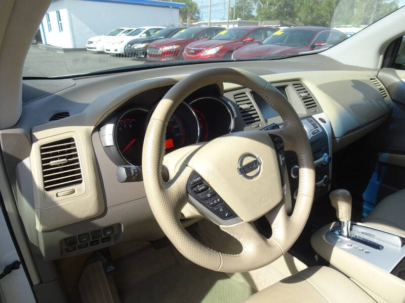 2010 Nissan Murano LE