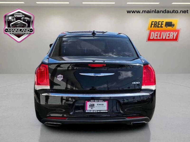 2018 Chrysler 300 Limited