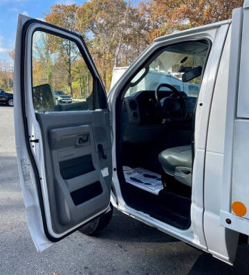 2012 Ford E-Series E-450 SD