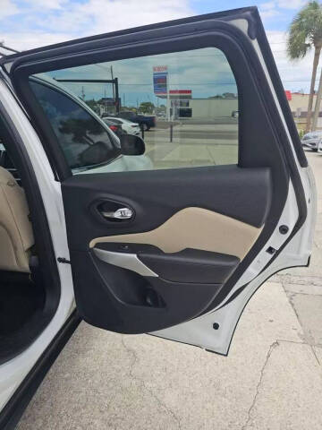 2017 Jeep Cherokee Latitude