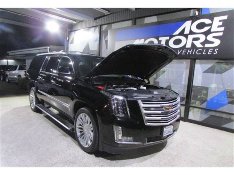 2018 Cadillac Escalade ESV Platinum