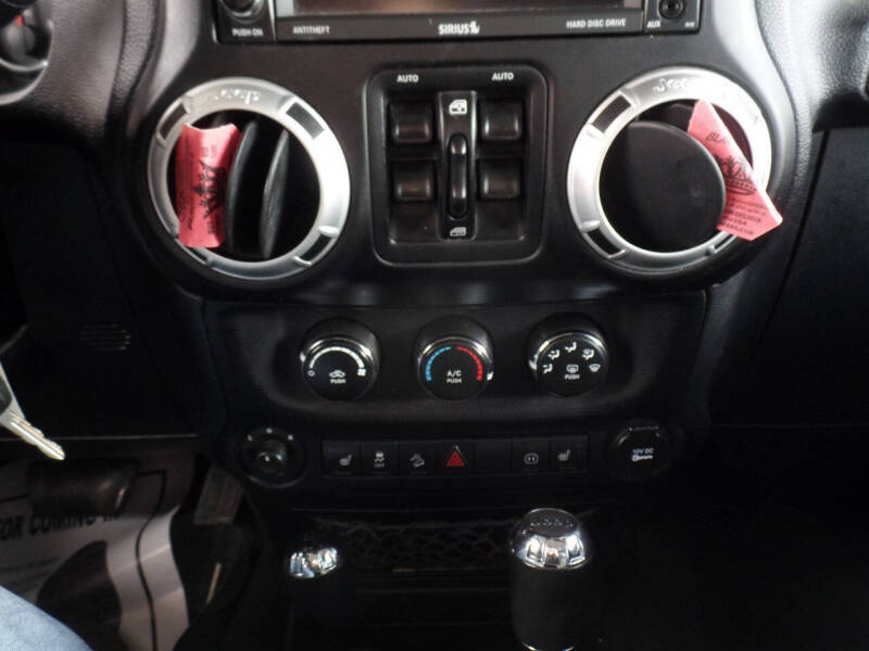 2012 Jeep Wrangler Unlimited Sahara