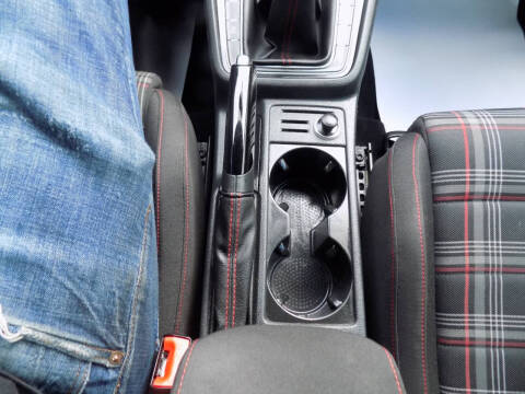 2016 Volkswagen Golf GTI S