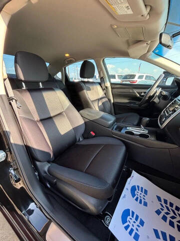 2016 Nissan Altima 3.5 SR