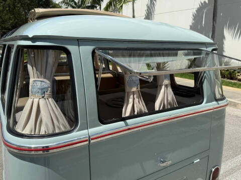 1972 Volkswagen Bus