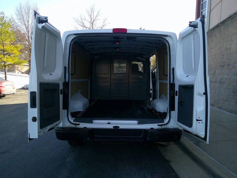 2019 Nissan NV 2500 HD SV