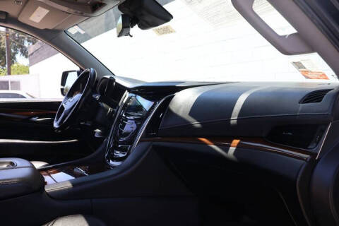 2020 Cadillac Escalade Premium Luxury
