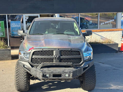 2017 RAM 1500 Big Horn
