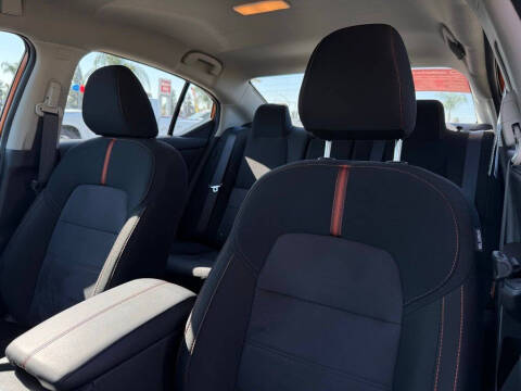 2025 Nissan Sentra SR