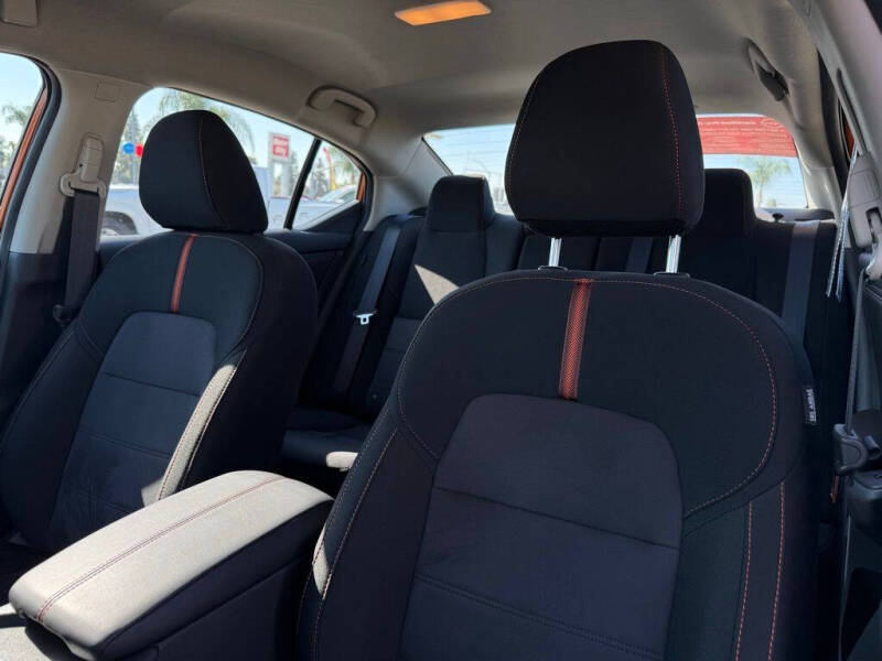 2025 Nissan Sentra SR