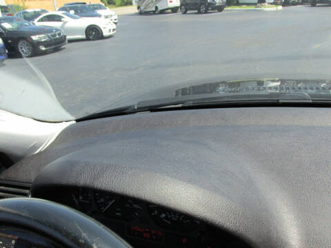 2004 BMW 3 Series 325xi