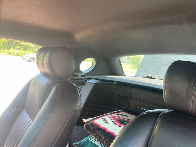 2005 Ford Thunderbird Deluxe