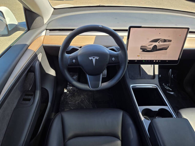 2023 Tesla Model Y Performance