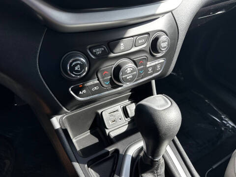 2017 Jeep Cherokee Latitude