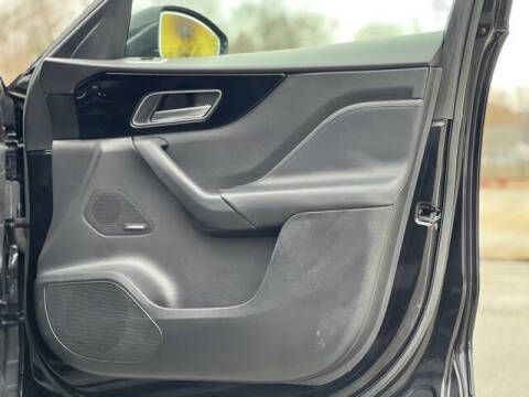 2020 Jaguar F-PACE 25t Premium