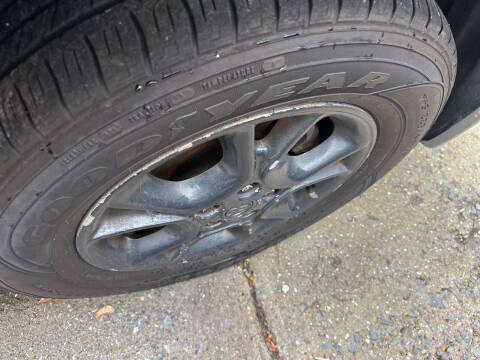 2004 Toyota Sienna LE 7 Passenger