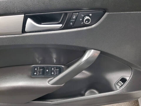 2014 Volkswagen Passat 1.8T SE